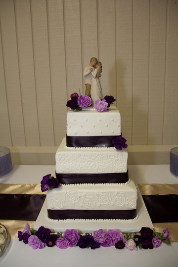 Wedding Cakes Plano Tx
 Meringue Bakery Plano Wedding Cake Plano TX WeddingWire