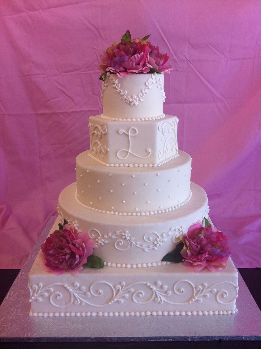 Wedding Cakes Plano Tx
 Meringue Bakery Plano Wedding Cake Plano TX WeddingWire