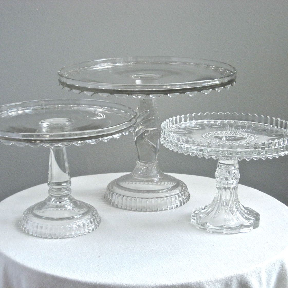 Wedding Cakes Plates
 Discount Wedding Cake Stands Wedding and Bridal Inspiration