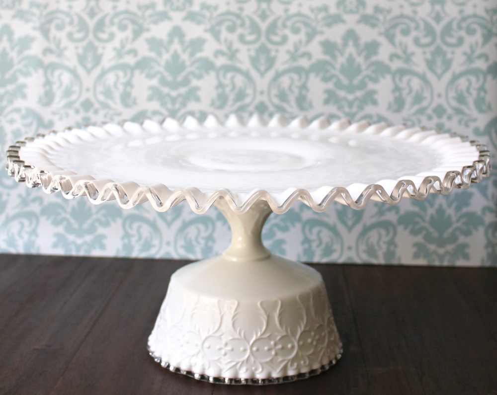 Wedding Cakes Plates
 16 inch Wedding Cake Stand Wedding and Bridal Inspiration