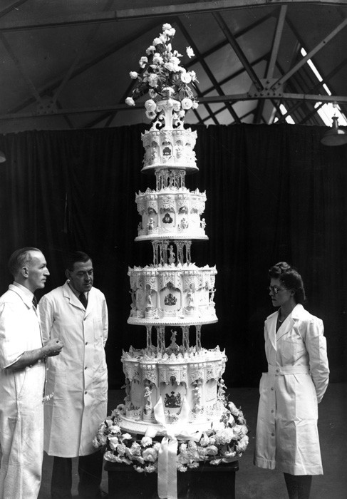 Wedding Cakes Queens Ny
 Slice of the Queen s wedding cake sells for £1 750