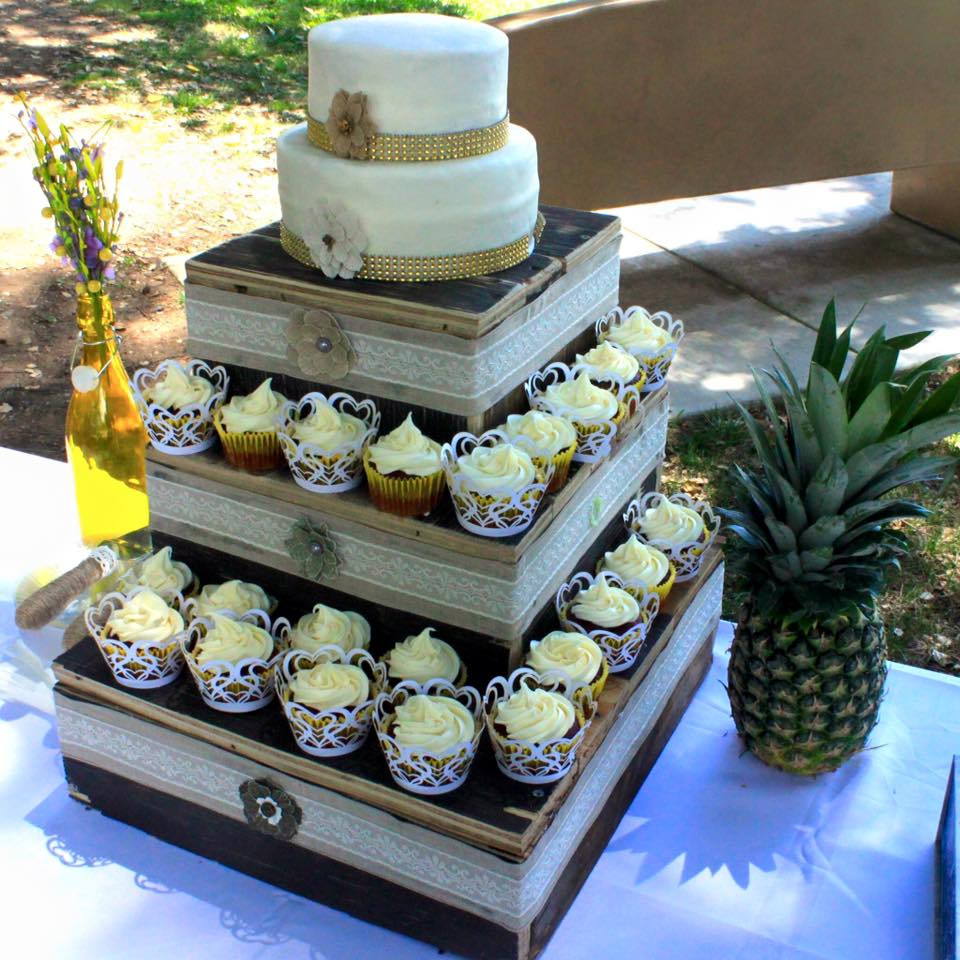 Wedding Cakes Redding Ca
 Sally’s Cakes & Cookies Creation