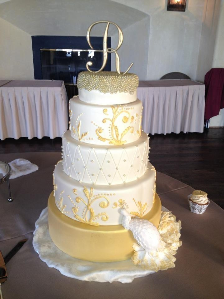 Wedding Cakes Rhode Island
 A Piece of Cake LLC Wedding Cake Rhode Island