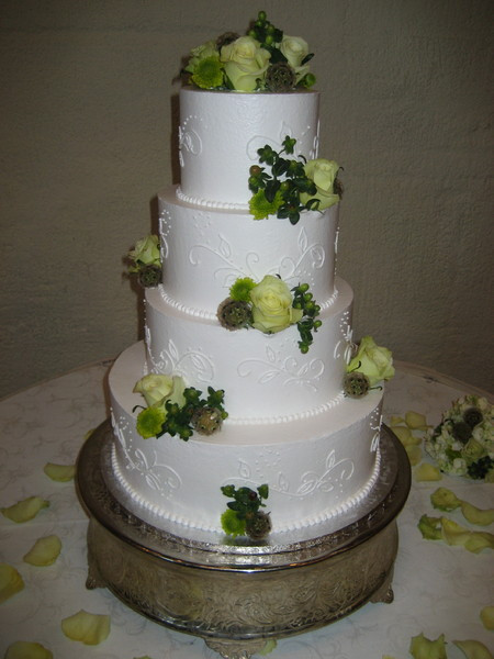 Wedding Cakes Riverside Ca
 The Bakers Oven Riverside CA Wedding Cake