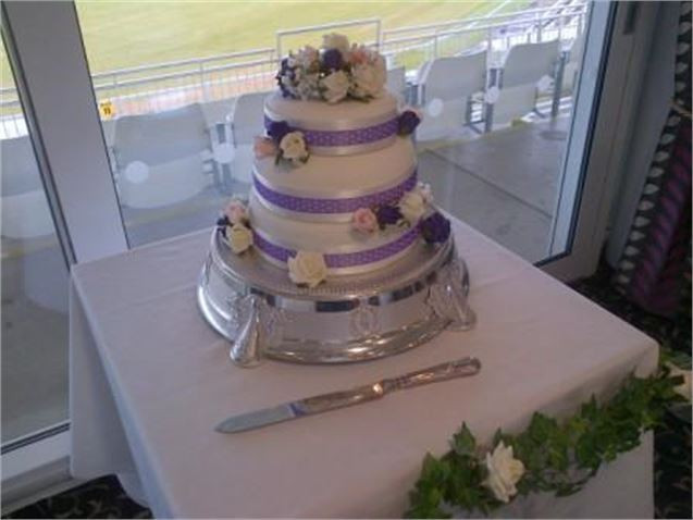 Wedding Cakes Riverside Ca
 Wedding cake Emirates Riverside Inspiration Gallery