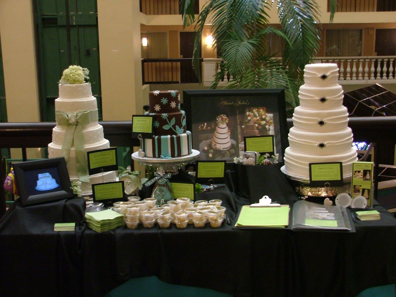 Wedding Cakes Show
 embassy suites bridal show booth