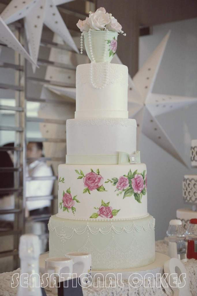 Wedding Cakes Singapore
 The Sensational Cakes WEDDING CAKES SINGAPORE BRIDAL