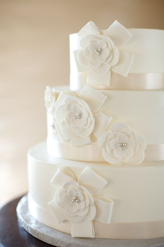 Wedding Cakes South Lake Tahoe
 South lake tahoe wedding cakes idea in 2017