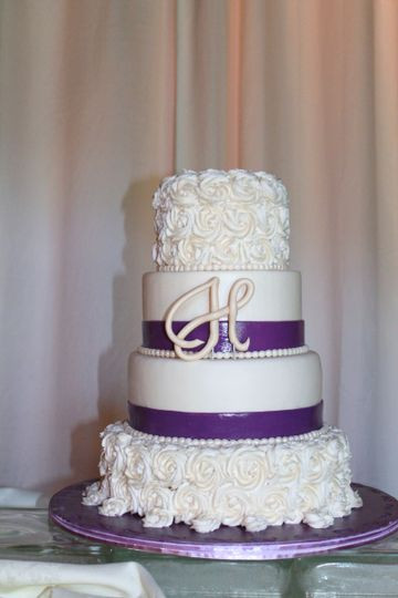 Wedding Cakes Spokane
 Laurinda s Bakery Wedding Cake Spokane WA WeddingWire