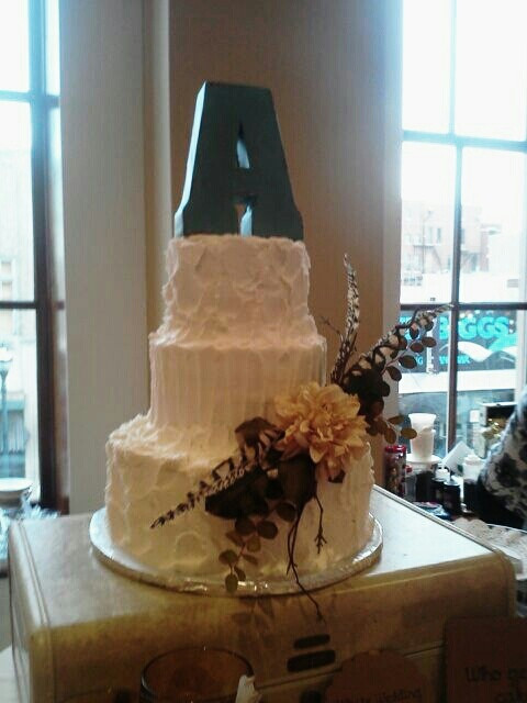 Wedding Cakes Springfield Mo
 68 best Rustic Themed Wedding Cakes and Desserts images on