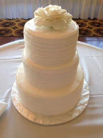 Wedding Cakes St Charles Mo
 Susie G s Specialty Cakes Wedding Cake O Fallon MO