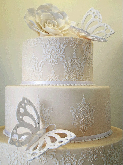 Wedding Cakes Stencils
 Damask stencil on cake Aimees Wedding Cake