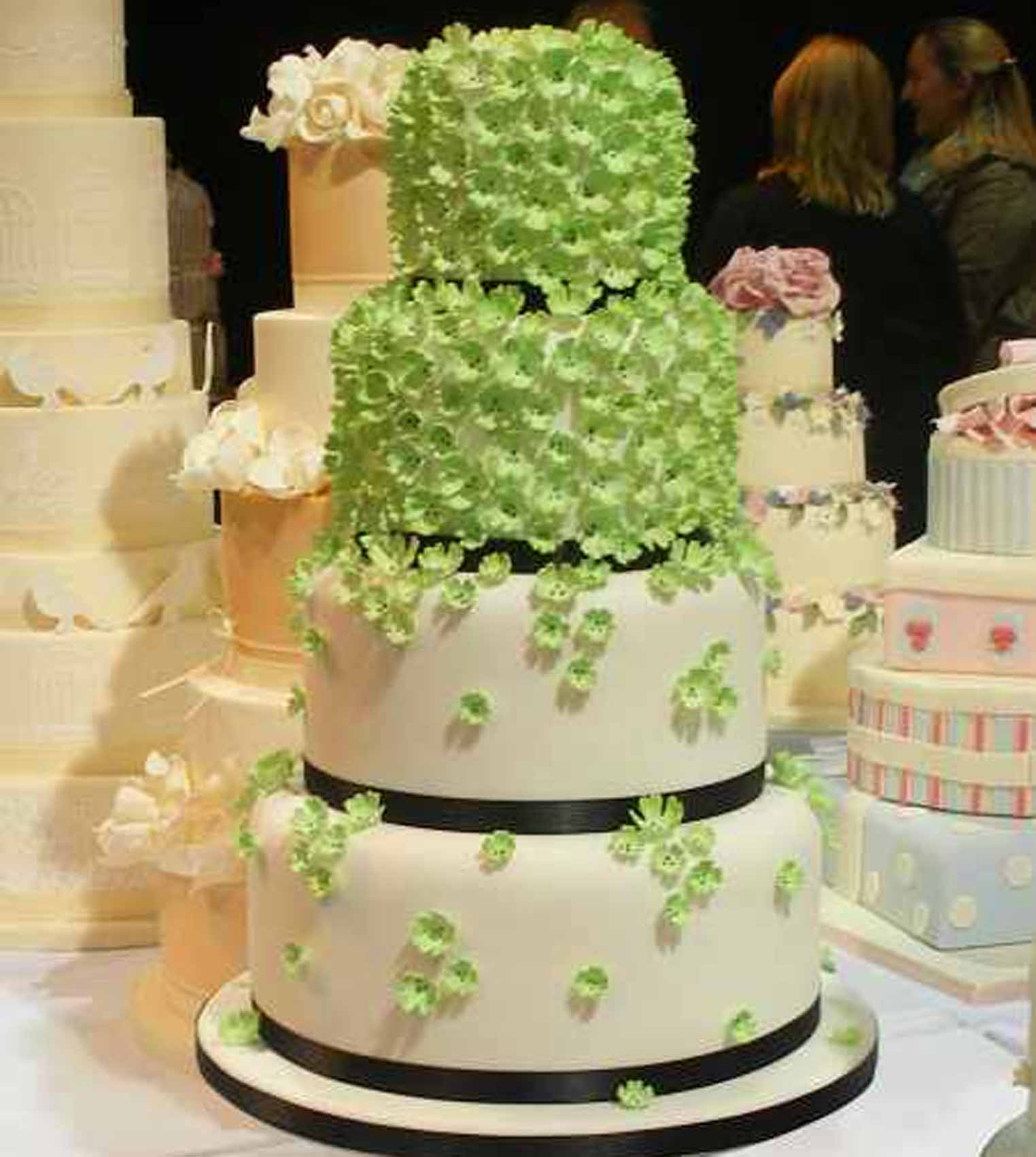 Wedding Cakes Supplies
 Affordable Green Wedding Cake Decoration In Wedding Cake