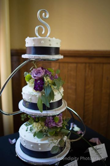 Wedding Cakes Toledo
 Eston s Gourmet Creations Wedding Cake Toledo OH