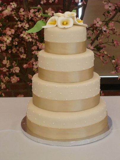 Wedding Cakes Topeka Ks
 Mad Eliza s Cakes & Confections Wedding Cake Topeka