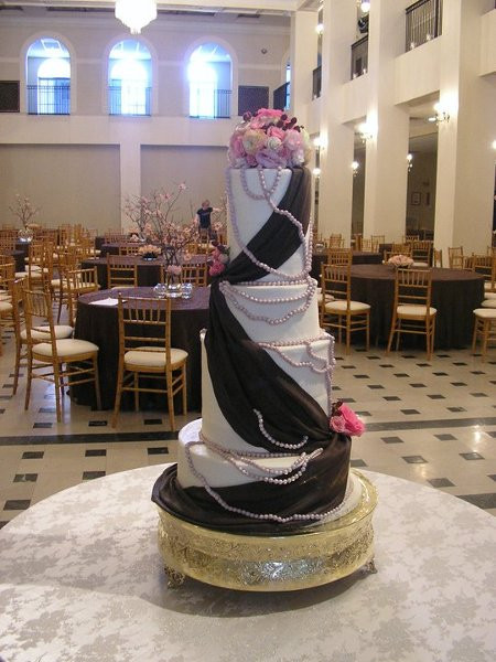 Wedding Cakes Tulsa
 Icing The Top Tulsa OK Wedding Cake