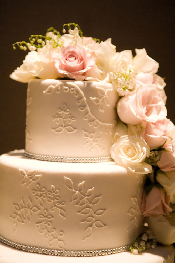 Wedding Cakes Twin Cities
 cocoa & fig Traditional Wedding Cake with Cascading