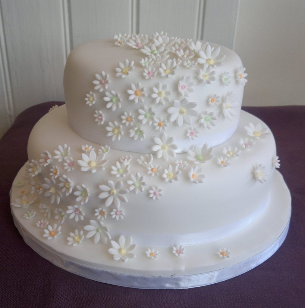 Wedding Cakes Two Tiers
 Two Tier Wedding Cakes Too Nice to Slice