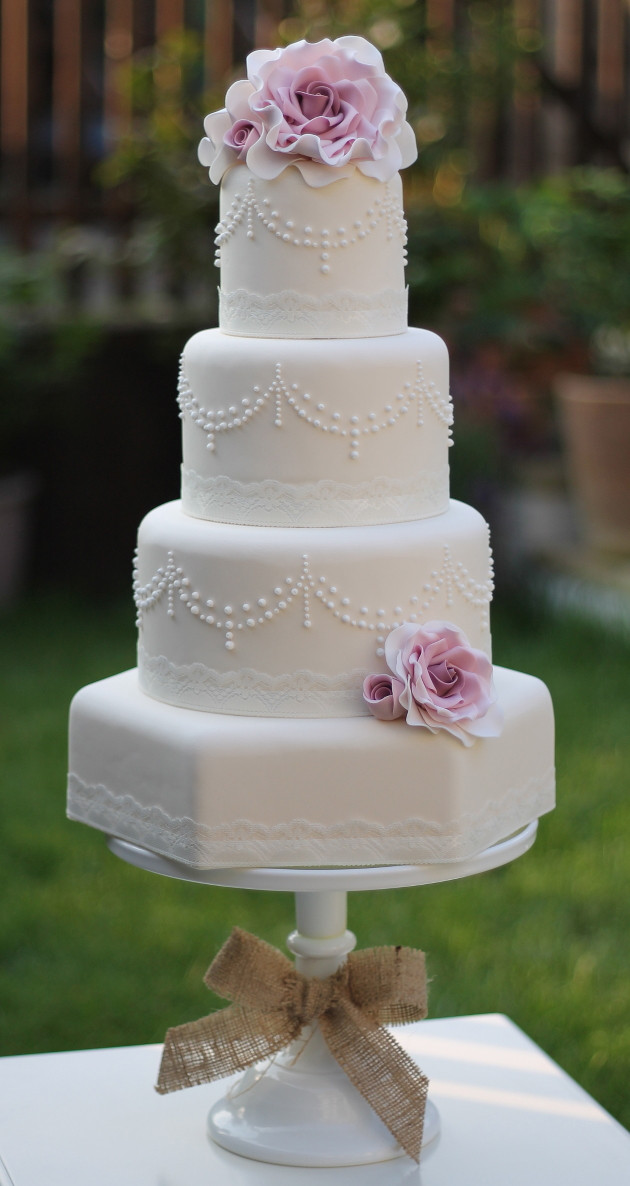 Wedding Cakes Vintage
 2014 Wedding Cake Trends 5 Vintage Wedding Cakes