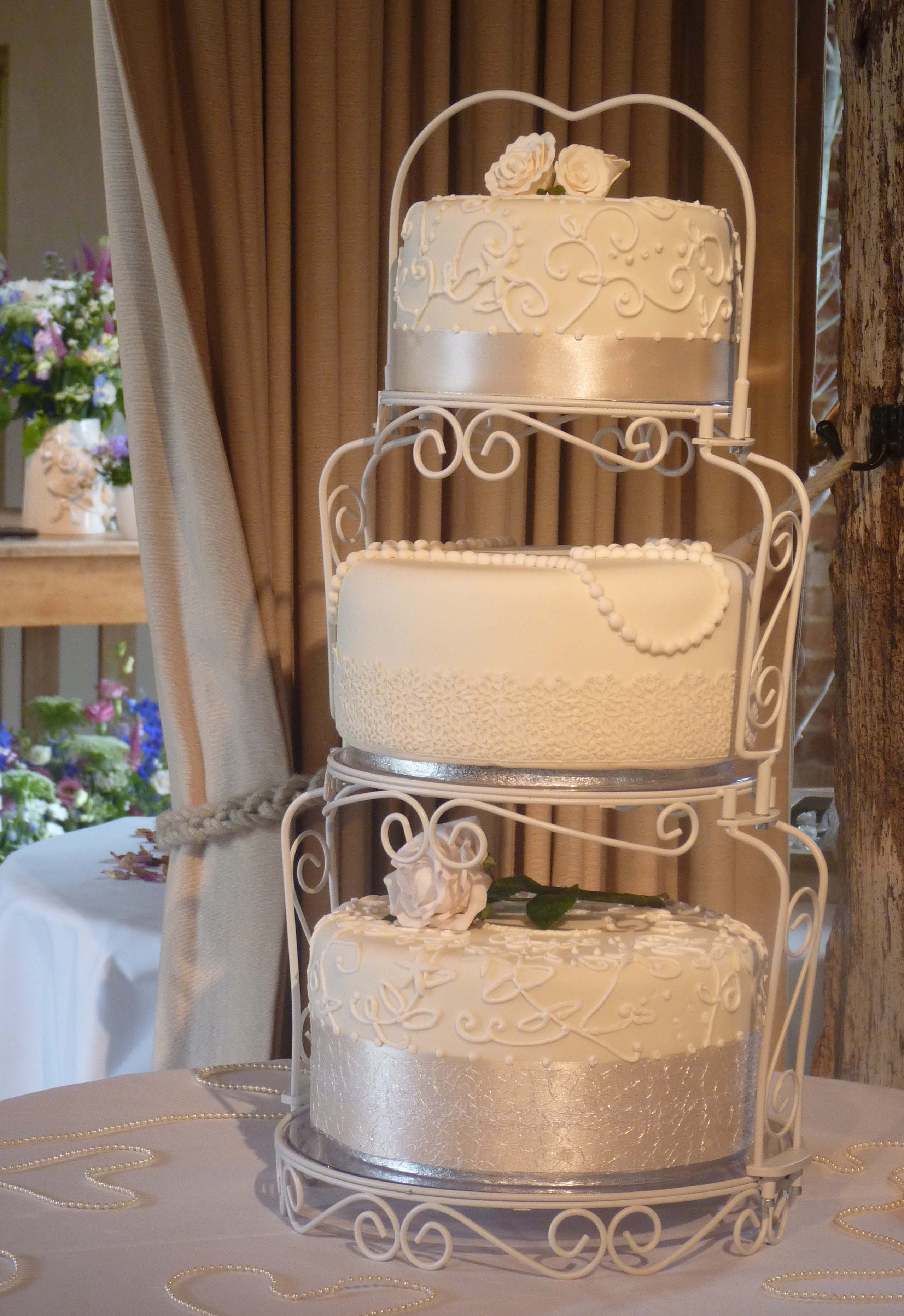 Wedding Cakes Vintage
 Vintage style “Lace and Pearls” wedding cake – in the