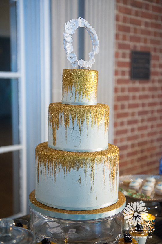 Wedding Cakes Washington Dc
 Splurge vs Save Wedding Cake Washington DC Wedding