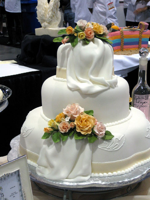 Wedding Cakes Whole Foods
 Whole Foods Wedding Cake