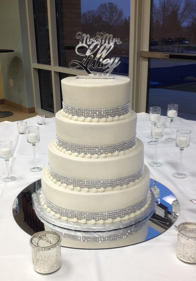 Wedding Cakes With Bling
 Bling Wedding Cake