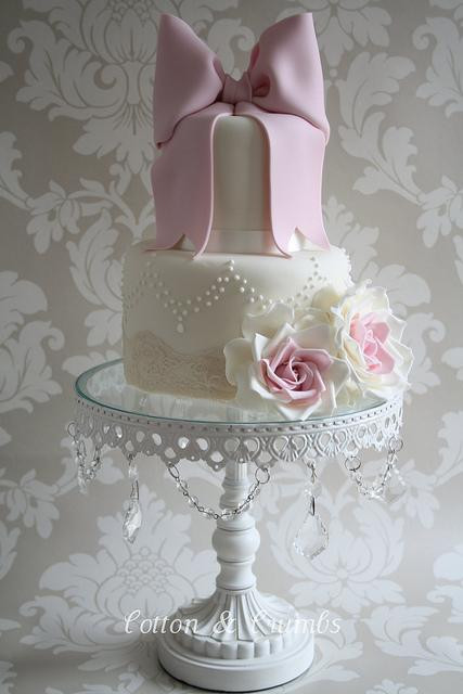 Wedding Cakes With Bow
 Wedding Cake Trend The Bow Arabia Weddings