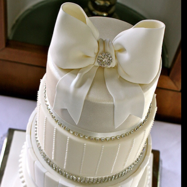 Wedding Cakes With Bows
 Wedding cake with bow