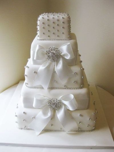 Wedding Cakes With Bows
 Square Bling & Bows wedding cake wedding cakes Juxtapost