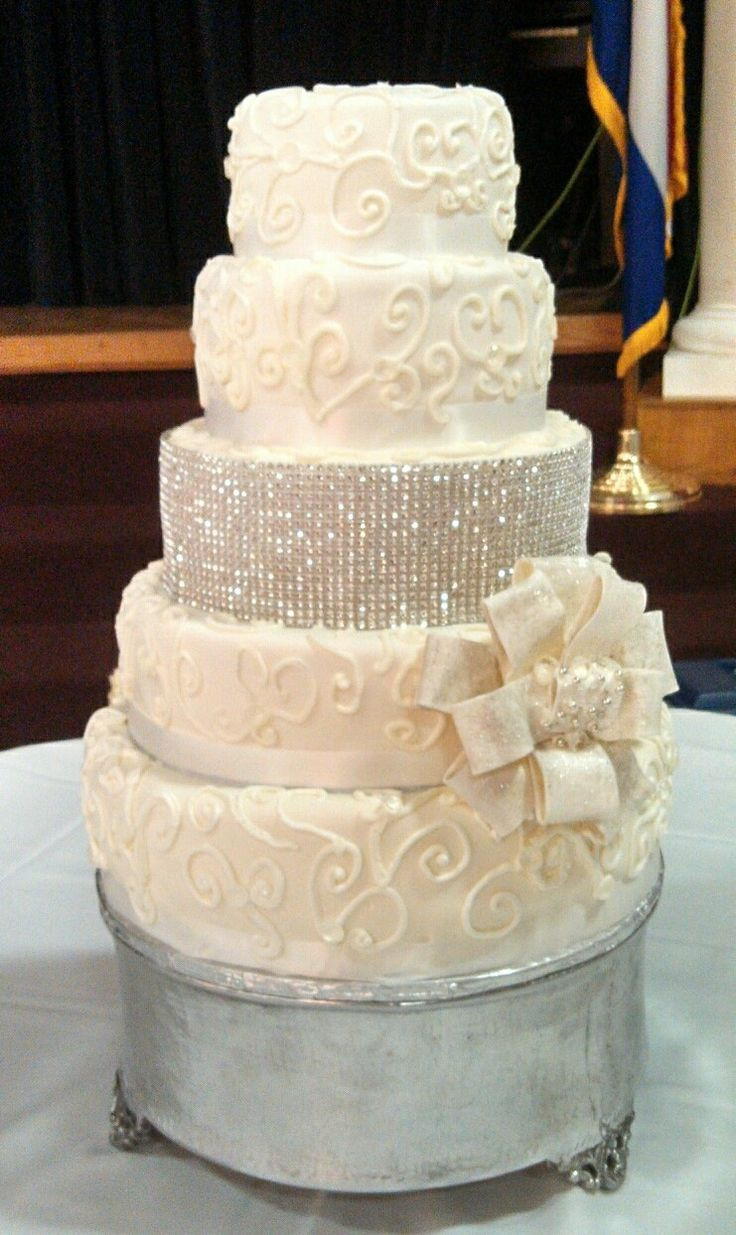 Wedding Cakes With Buttercream Frosting
 Wedding cake buttercream Bling