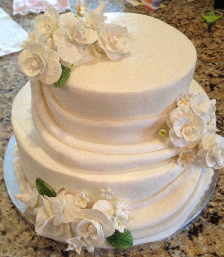 Wedding Cakes With Buttercream Icing
 1000 images about wedding cakes buttercream on Pinterest