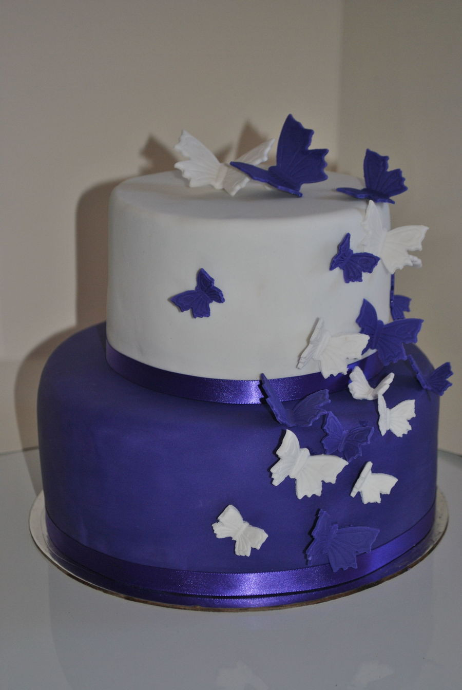 Wedding Cakes With Butterfly
 Purple And White Butterfly Wedding Cake CakeCentral