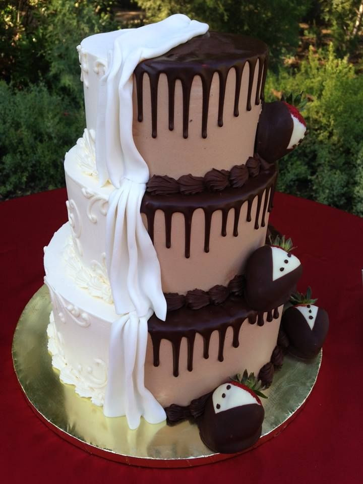 Wedding Cakes With Chocolate Covered Strawberries
 A very impressive looking wedding cake by Some Crust