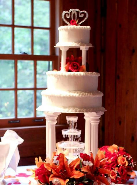 Wedding Cakes With Columns
 Multiple tier wedding cake with Roman columns and fontain
