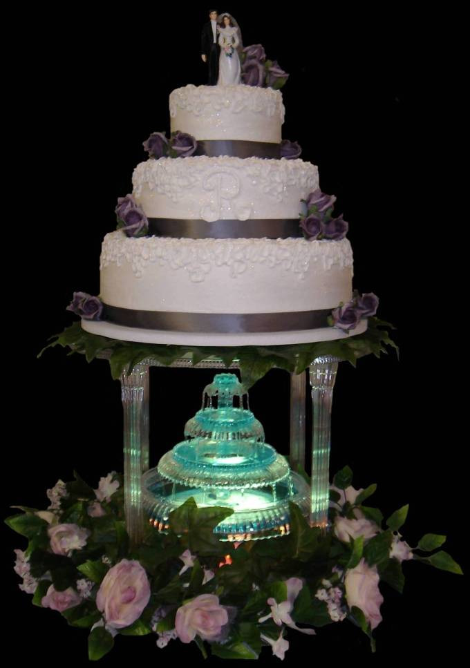 Wedding Cakes With Fountain
 Wedding Cakes With Fountains