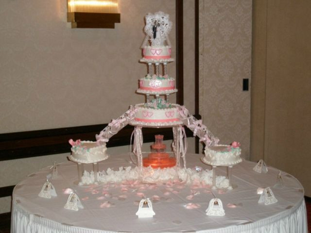 Wedding Cakes With Fountain And Stairs
 25 best ideas about Fountain Wedding Cakes on Pinterest