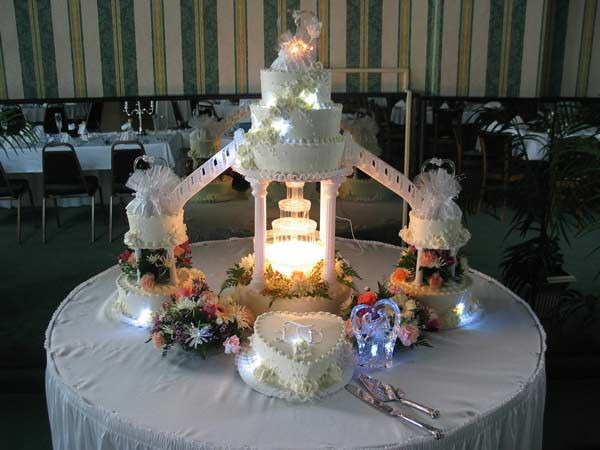 Wedding Cakes With Fountains And Bridges
 Wedding Cake Bridge Cake Ideas and Designs