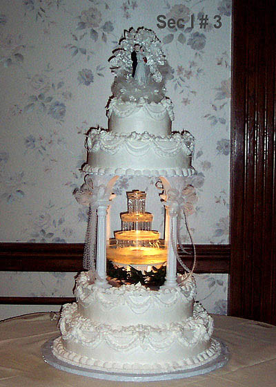 Wedding Cakes With Fountains And Bridges
 Wedding Cakes With Fountains – WeNeedFun