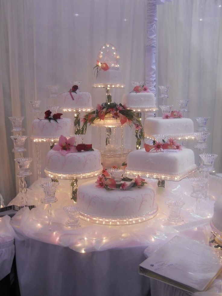 Wedding Cakes With Fountains And Lights
 Wedding cakes with fountains and lights idea in 2017