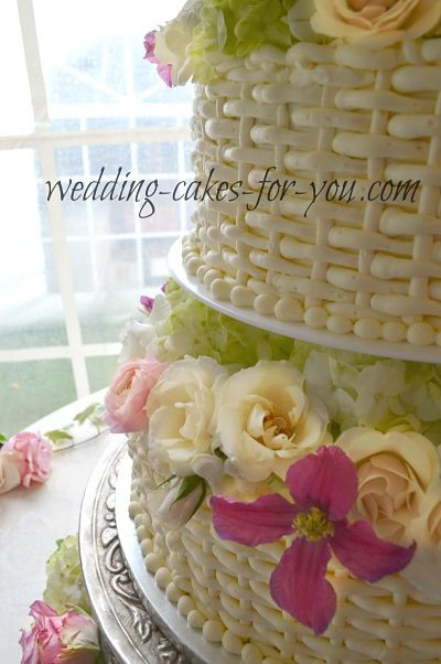 Wedding Cakes With Fresh Flowers Tips
 Wedding Cakes With Fresh Flowers are Naturally Breathtaking