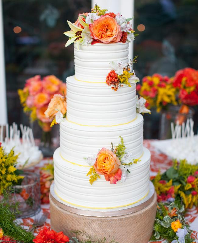 Wedding Cakes With Fresh Flowers Tips
 Feast Your Eyes on These 15 Fresh Flower Wedding Cakes