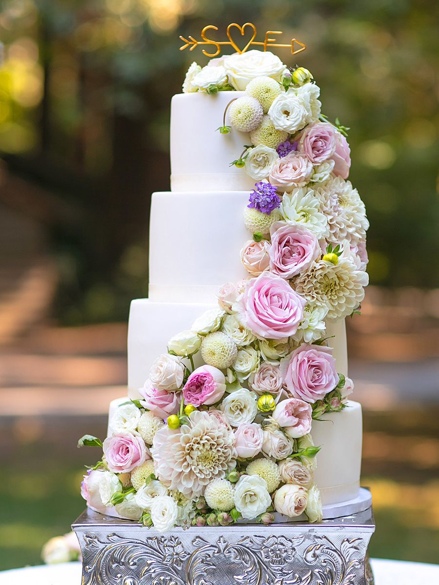Wedding Cakes With Fresh Flowers Tips
 25 Gorgeous Wedding Cakes Ideas With Fresh Flowers