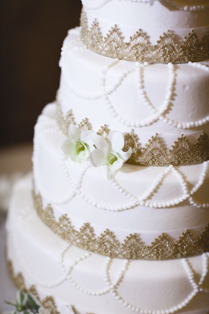 Wedding Cakes With Gold Accents
 Gold Accent Cake