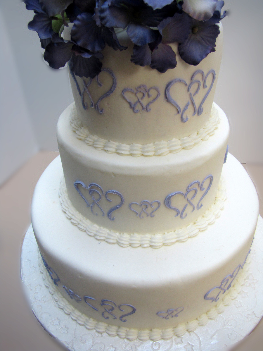 Wedding Cakes With Hearts
 Purple Heart Wedding Cake CakeCentral