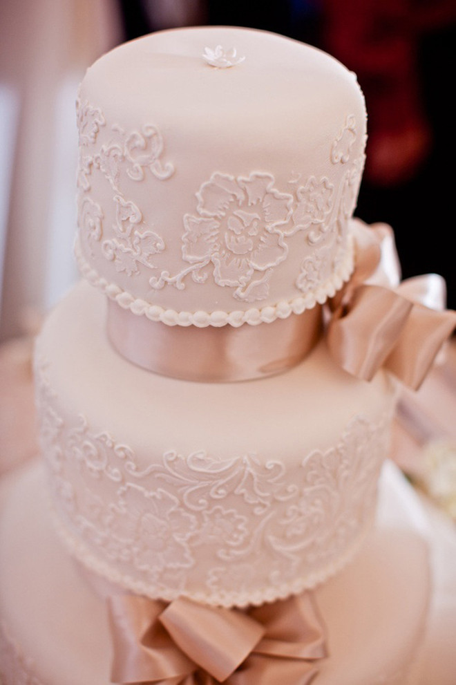 Wedding Cakes With Lace
 Lace Wedding Cakes Part 4 Belle The Magazine