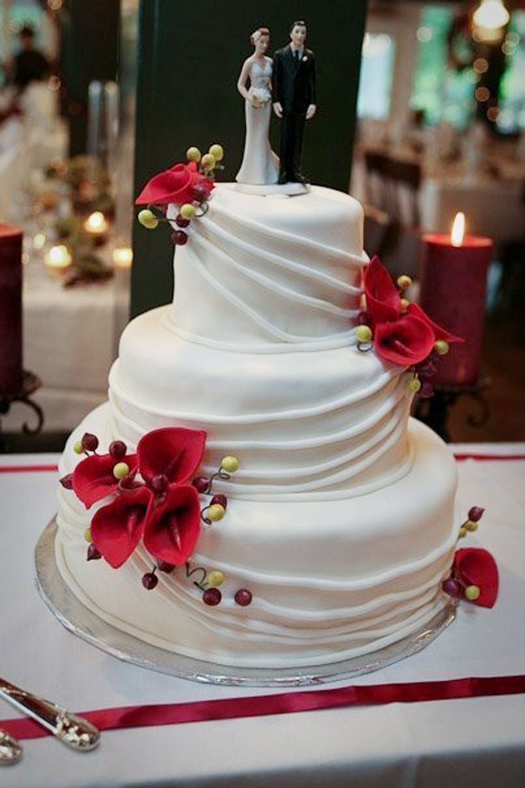 Wedding Cakes With Lilies
 Red Calla Lily Wedding Cake Design 2 Wedding Cake Cake