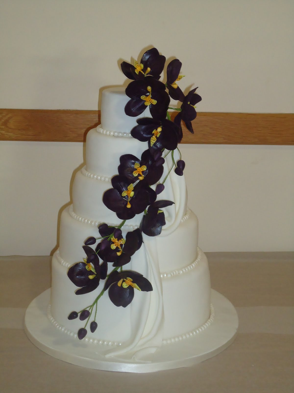 Wedding Cakes With Orchids
 The Lavender Cakes Orchid wedding cake