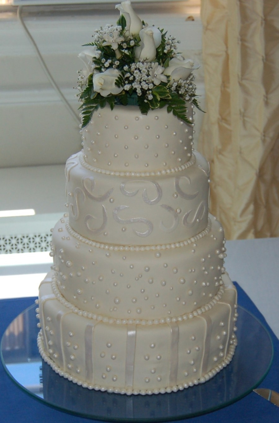 Wedding Cakes With Pearls
 Fondant Pearl Wedding Cake CakeCentral