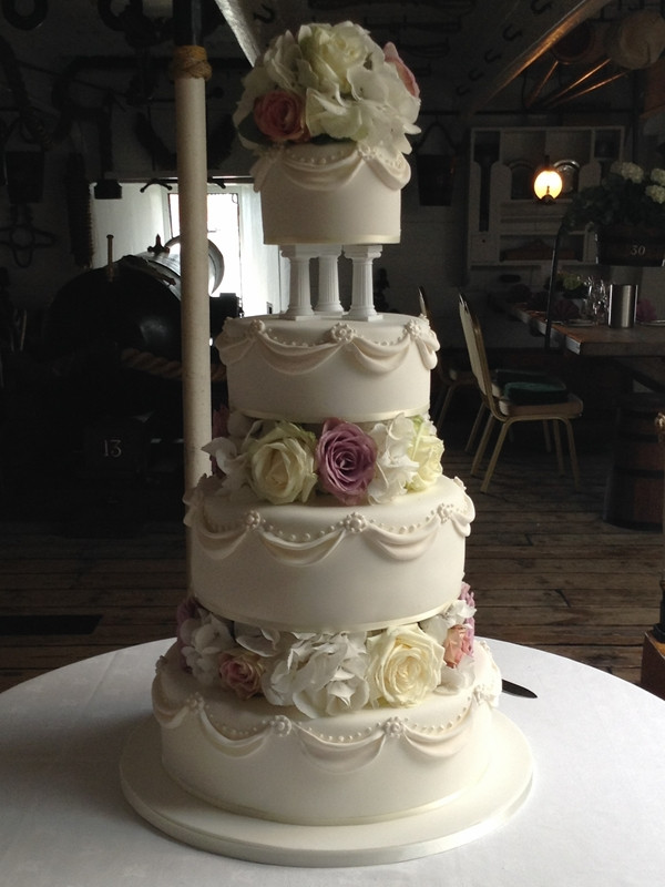 Wedding Cakes With Pillars
 Wedding Cakes Archive